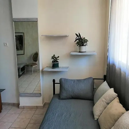 Apartment Mini