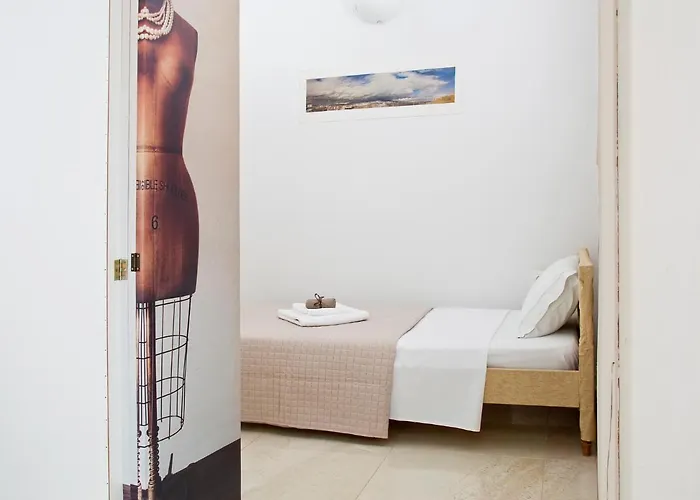 Mini Apartman Hriszí Aktí Haniá