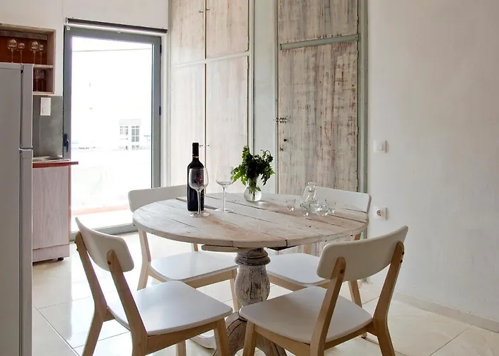 Mini Hriszí Aktí Haniá