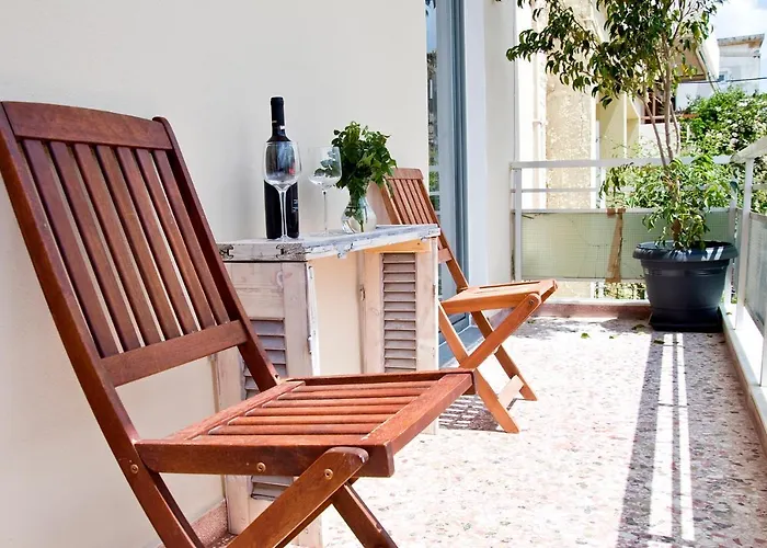 Mini * Hriszí Aktí Haniá