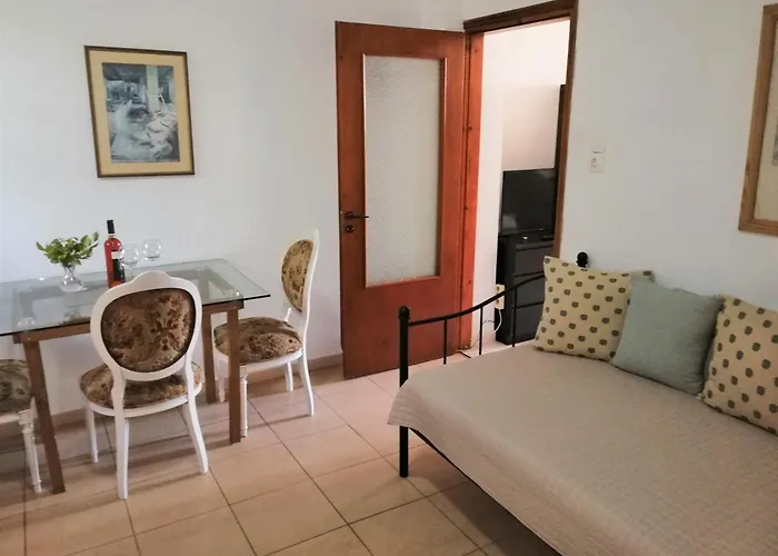 Apartman Mini Hriszí Aktí Haniá